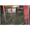 Image 2 : FEATHERLITE FIBERGLASS A FRAME LADDER