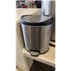 Image 2 : 2 STAINLESS SOFT CLOSE WASTE BINS