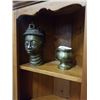 Image 1 : VERY HEAVY BRASS VASE AND HEAVY BRASS HEAD