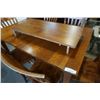 Image 8 : MODERN DINNG TABLE WITH LEAF AND 6 CHAIRS