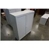Image 2 : 4FT TALL WHITE CABINET