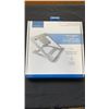 Image 3 : 15" LAPTOP CASE, LAPTOP STAND, AND WIRELESS MOUSE