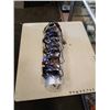 Image 1 : 10 NEW FASHION AND SPORTS SUNGLASSES ON DISPLAY RACK
