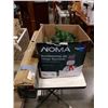 Image 1 : 4FT COLOR CHANGING CHRISTMAS TRE AND BOX OF GARLAND