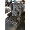 Image 2 : WINGBACK CHAIR
