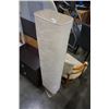 Image 2 : PAPER SHADE FLOOR LAMP