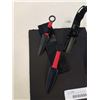 Image 2 : NEW LINTON FOLDING KNIFE AND 3 NEW THROWING KNIVES