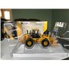 Image 4 : CAT die cast models: elevating scraper; wheel loader