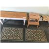 Image 4 : Wood bench, step stool, stool, 2 small carpets (Korhani brand)