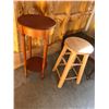 Image 3 : Side table, wooden stool, wood plant stand