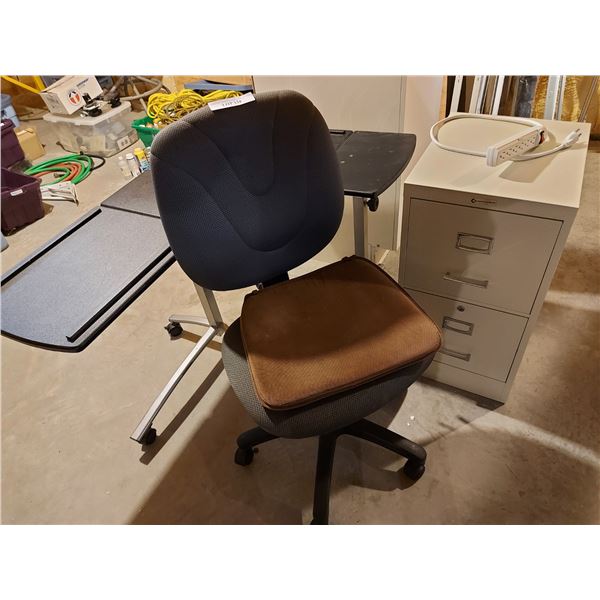 Desk chair on rollers (fabric seat), 2 adjustable side office tables, 2