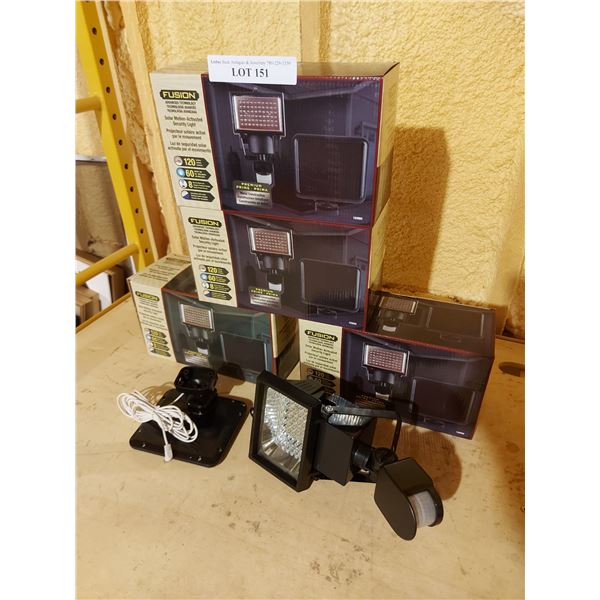 Fusion Solar Motion Activated security lights (x4)