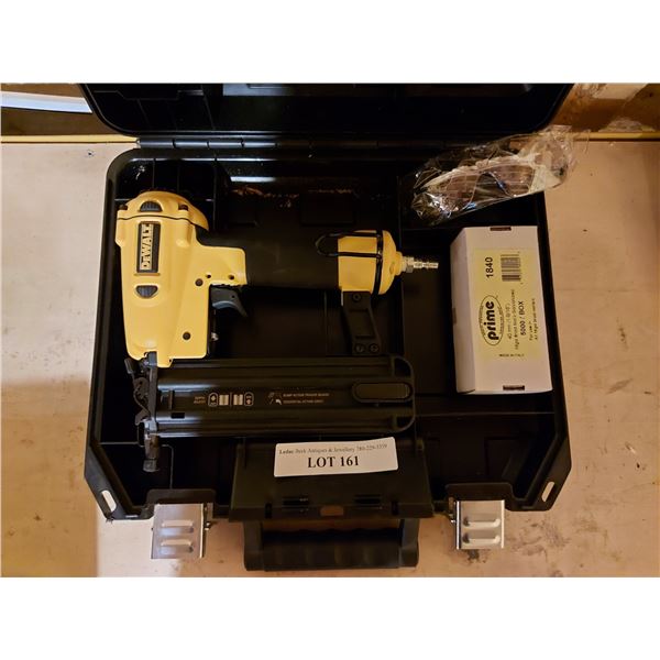 Dewalt 2" Brad nailer incl box of staples