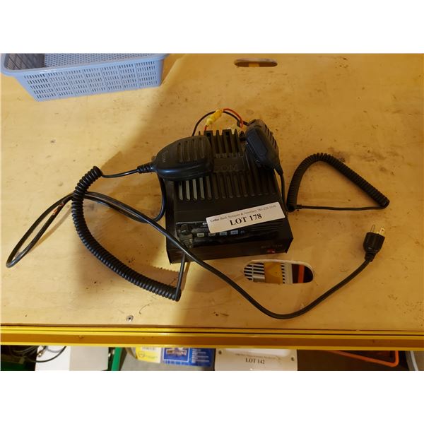 ICOM radio with mic