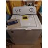 Image 1 : Amana Top loading Washing machine (Like New)