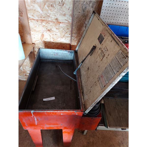 Parts Washing Table (red, metal)