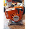 Image 2 : Stihl BG86 gas powered leaf blower