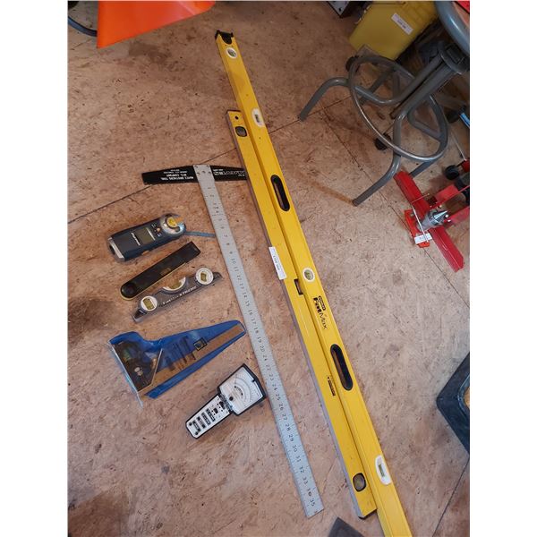 Stanley FatMax level; Mastercraft level, Mayes T-square; Mastercraft stud finder and level, Mighty M