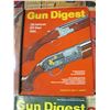 Image 8 : lot of 10 gun digest books