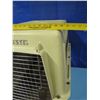 Image 7 : Vari Kennel Animal Kennel 36 in Long by 24 in wide by 26 in high with dog harness