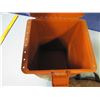 Image 3 : hunting seat and cushion