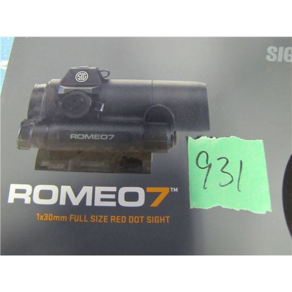 Sig Sauer Romeo 7 full-size Red Dot sight 7 x 30 mm Sig Sauer Romeo 7 ...