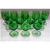 Image 1 : Set of 12 Emerald Green Glasses with Clear#2375741