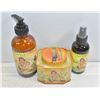 Image 1 : BAREFOOT VENUS "HUNNY MANGO" BATH/BODY GIFT SET