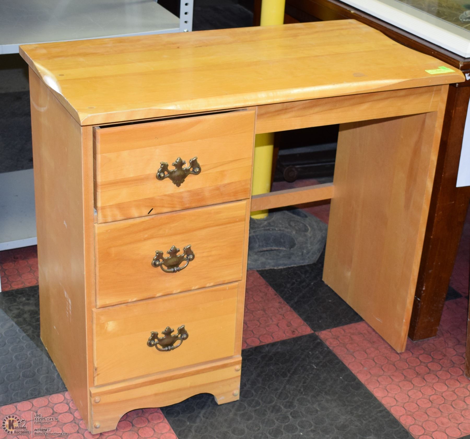 WOOD 3 DRAWERS DESK APPROX H-30" W-18" L-34"