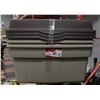 Image 1 : BUNDLE OF 3 RUBBERMAID ROUGHNECK LARGE