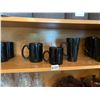 Image 3 : Set of Black Mugs in 3 Sizes
