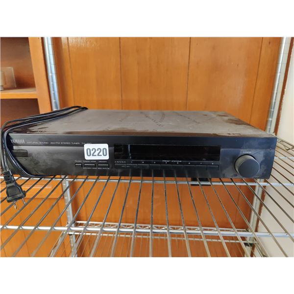 Yamaha AM/FM Stereo Tuner