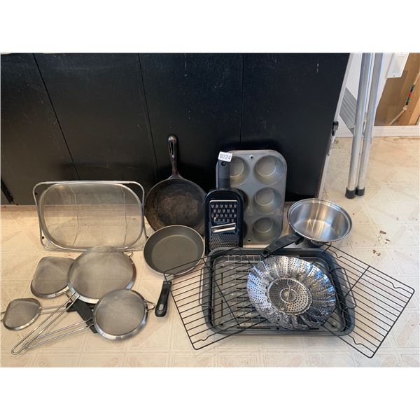 Bakeware & Strainers