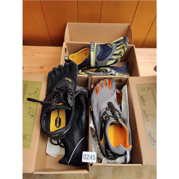 Set of Toe-Shoes, Like-New