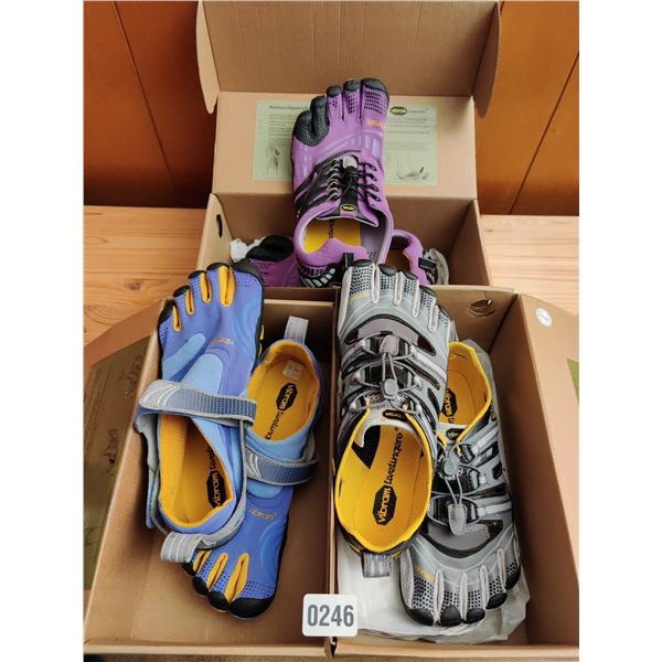 Set of Toe-Shoes, Like-New