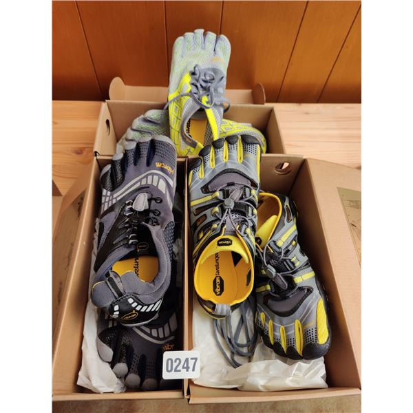 Set of Toe-Shoes, Like-New