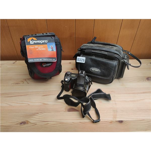 Digital Camera & Carrying Bags