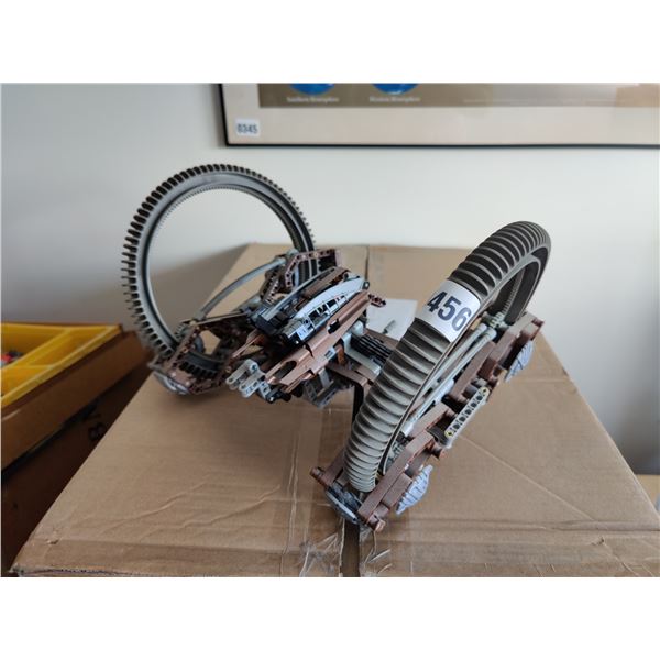 Lego Star Wars Hailfire Class Droid Tank