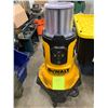 Image 1 : DeWalt Tool Connect LED Area Light