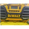 Image 3 : DeWalt Work Site Radio/Charger