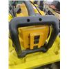 Image 4 : DeWalt Work Site Radio/Charger
