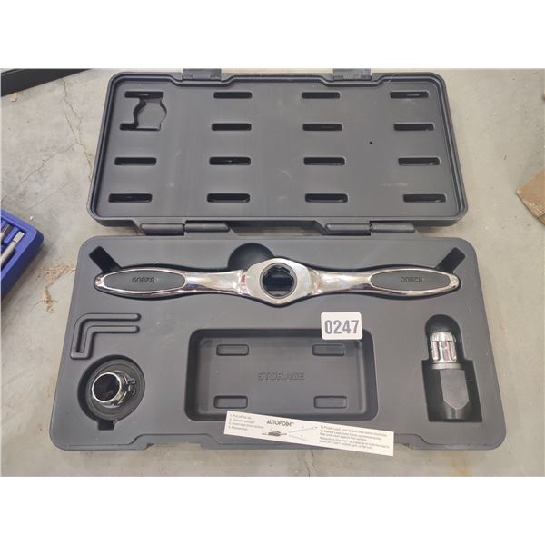 Ratcheting Tap & Die Driver Set