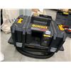 Image 1 : DeWalt 60v Bluetooth Dust Extractor (Tool Only)