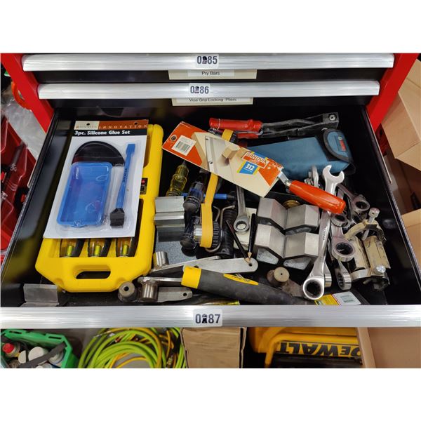 Wood Chisels & Other Misc Tools