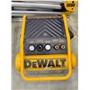 Image 2 : DeWalt Air Compressor SN: D55141