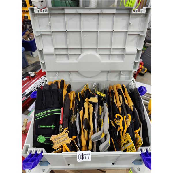 Box of Assorted Work Gloves Size M/L