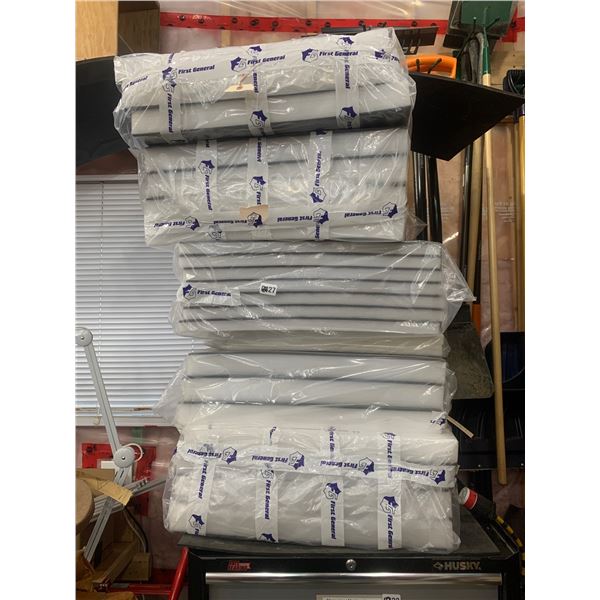 Packing foam in assorted sizes