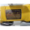 Image 2 : Dewalt 4 1/2" Angle Grinder DW402