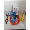 Image 1 : 2 Work Lights, Extension Cord, Stain Applicators & More
