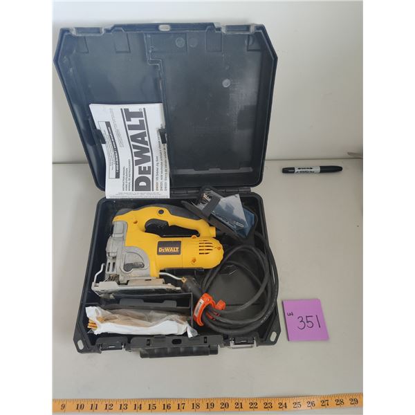 Dewalt Orbital Jig Saw DW331` Beck Auctions Inc.